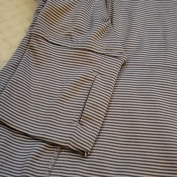 Top - Picture 2 of 3